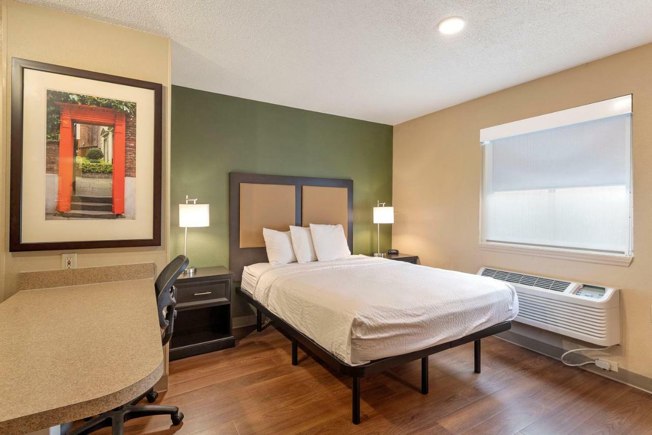 Extended Stay America Select Suites - Charlotte - Tyvola Rd - Executive Park Esterno foto