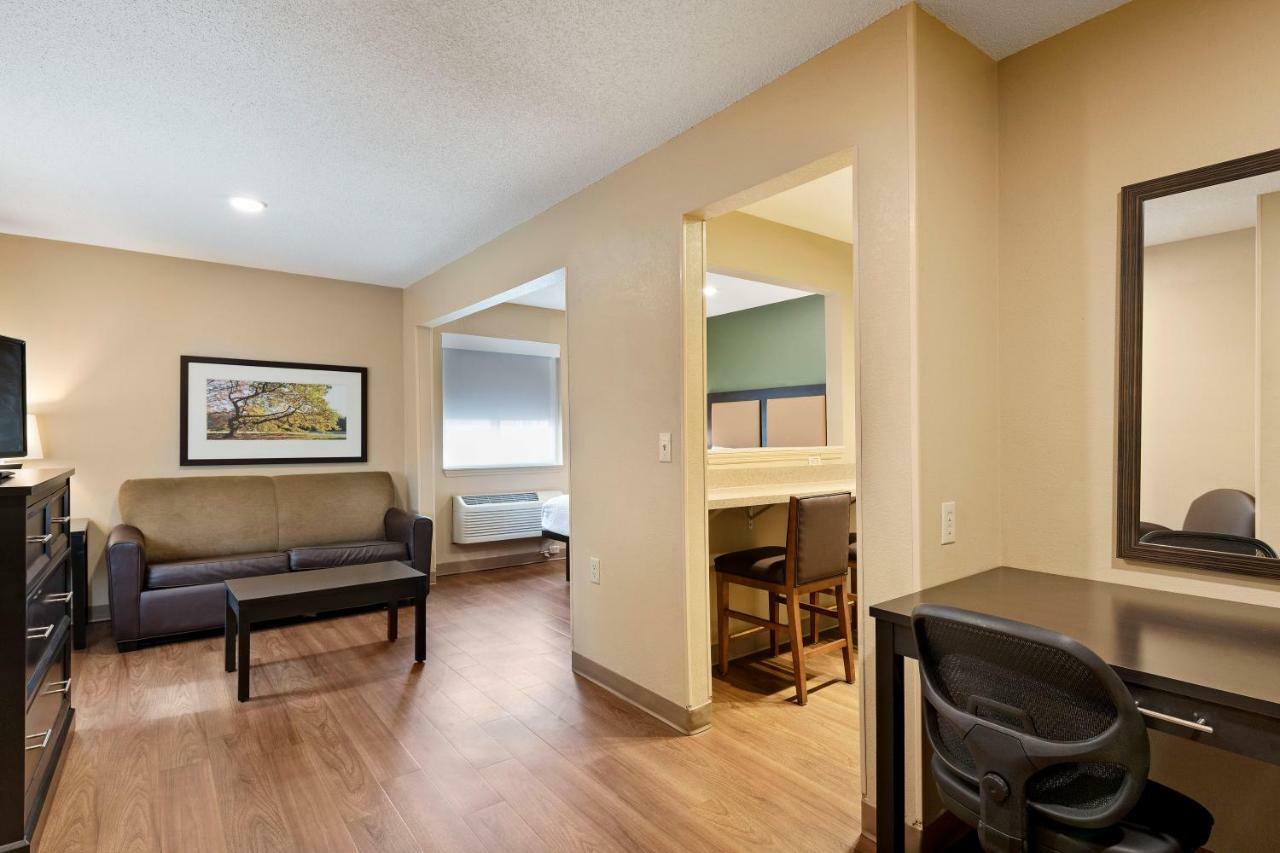 Extended Stay America Select Suites - Charlotte - Tyvola Rd - Executive Park Esterno foto