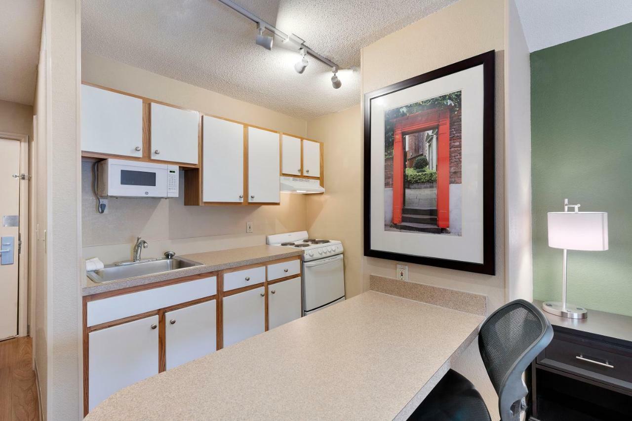 Extended Stay America Select Suites - Charlotte - Tyvola Rd - Executive Park Esterno foto